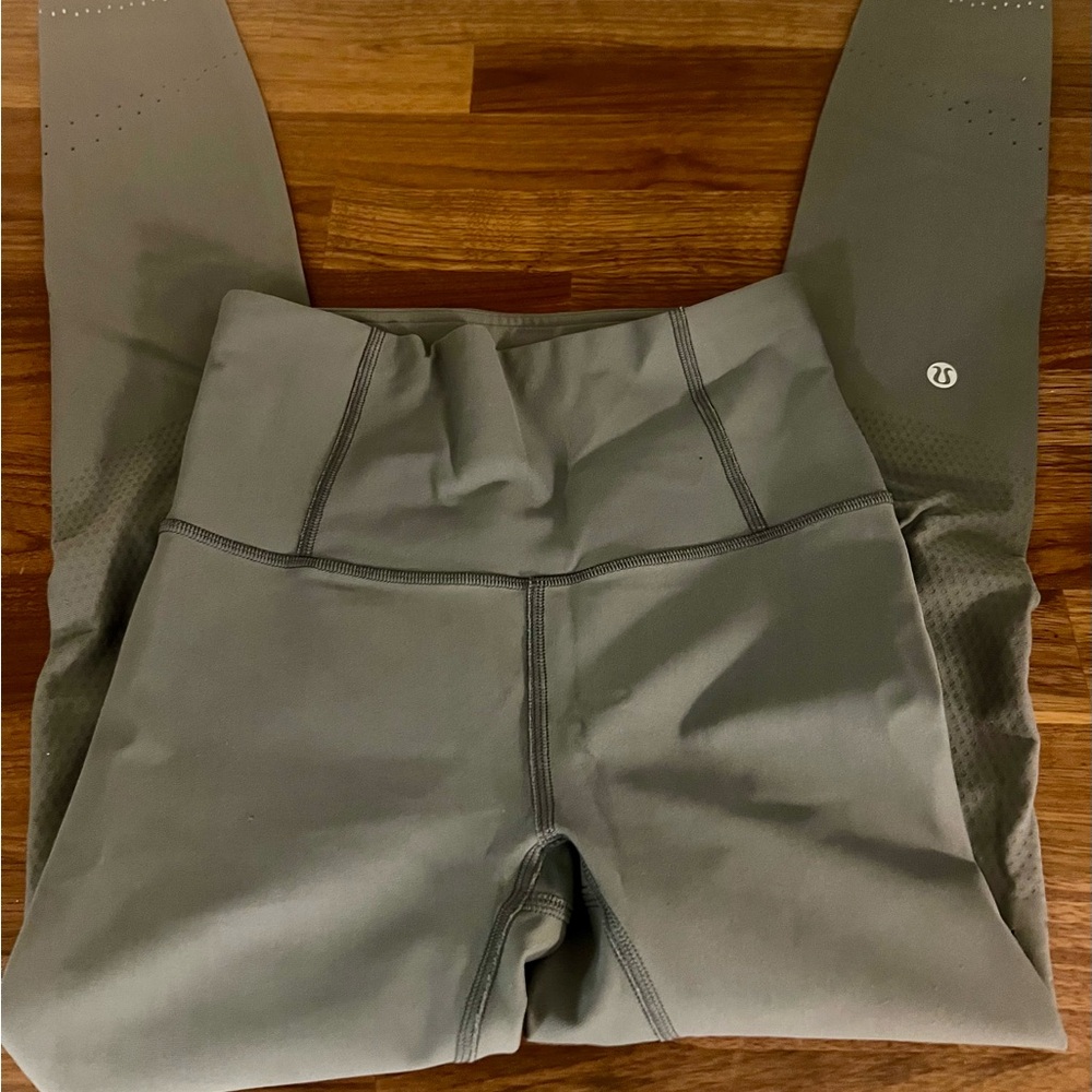 Lululemon Tights size 4
